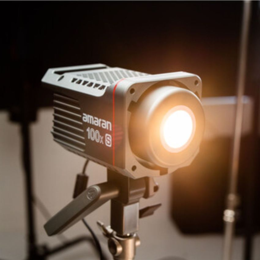 Aputure Amaran 100x S Light